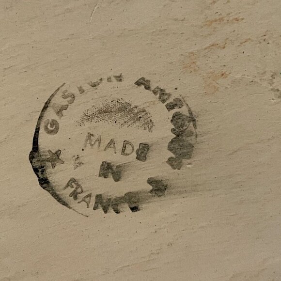 Vintage Made in France Hand-Painted Rustic Floral Oval Covered Trinket Box 4.75" - Picture 7 of 9